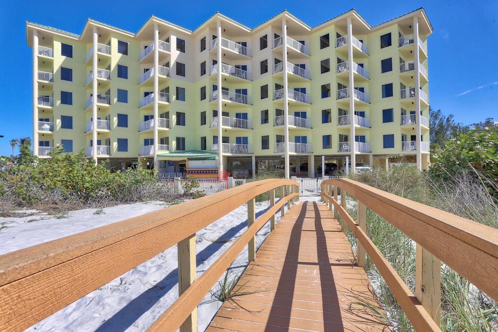 Sunset Vistas 206S Villa St. Pete Beach Exterior photo